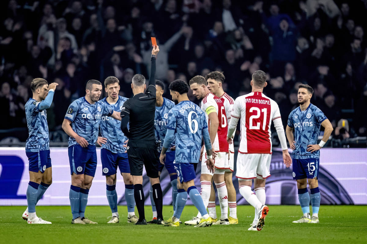 包含阿克拉内斯惨败,提前出局欧冠赛事,球队面临变局的词条 包含阿克拉内斯惨败,提前出局欧冠赛事,球队面临变局的词条